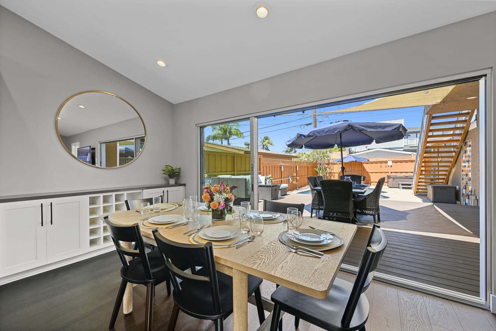 Pacific Beach Retreat - Image 8