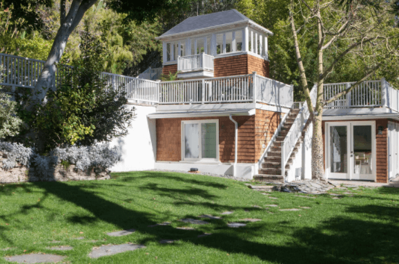 Hillside House - Image 42