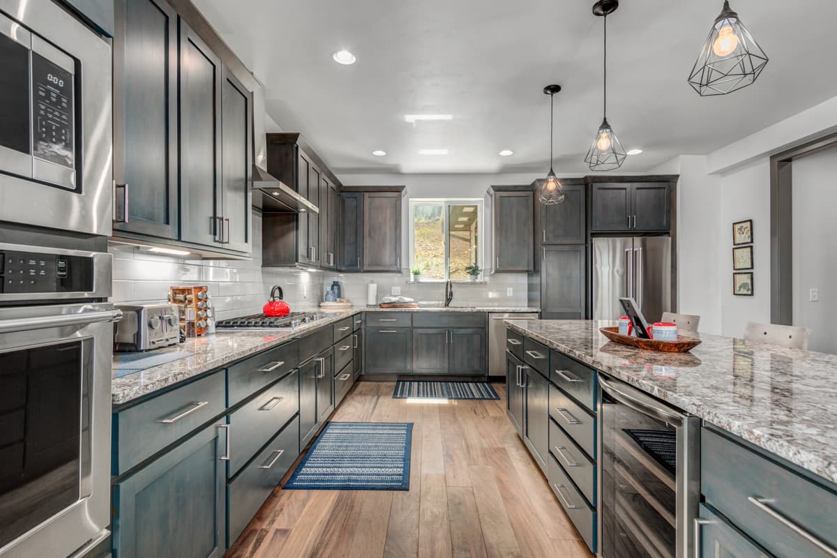 Mountain Vista Retreat - Image 6