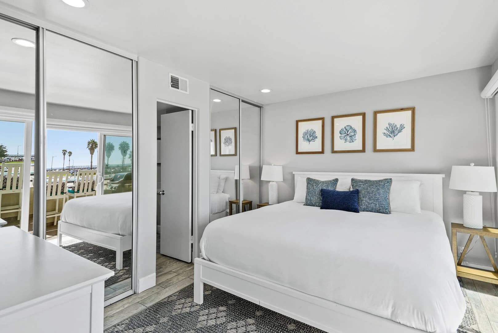 Oceanfront Palm House - Image 9