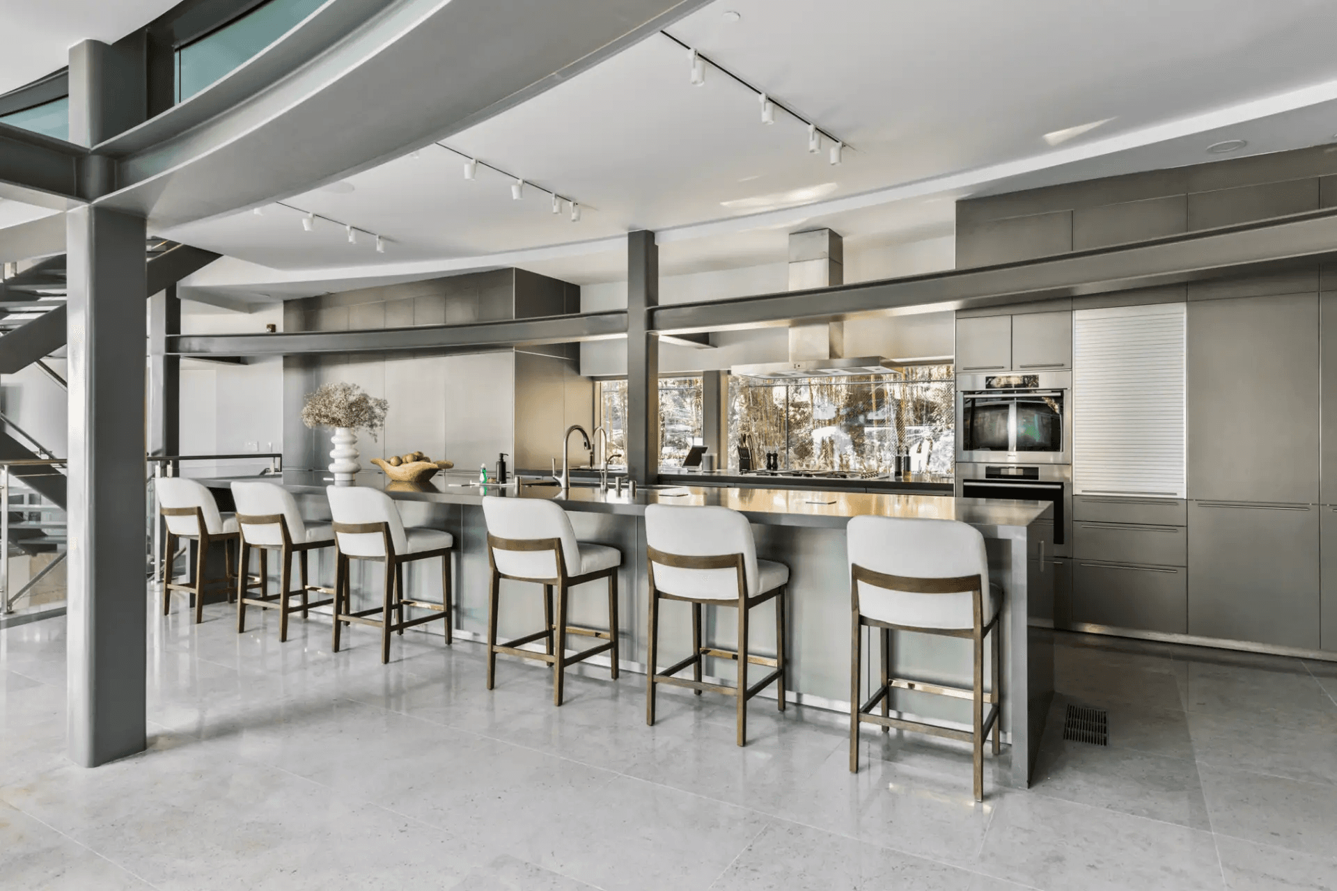 Jetson Estate - Image 5