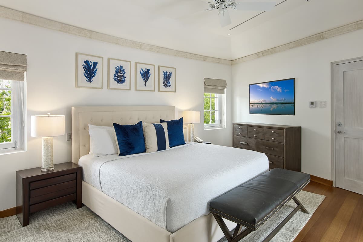 Sea Breeze Manor - Image 14