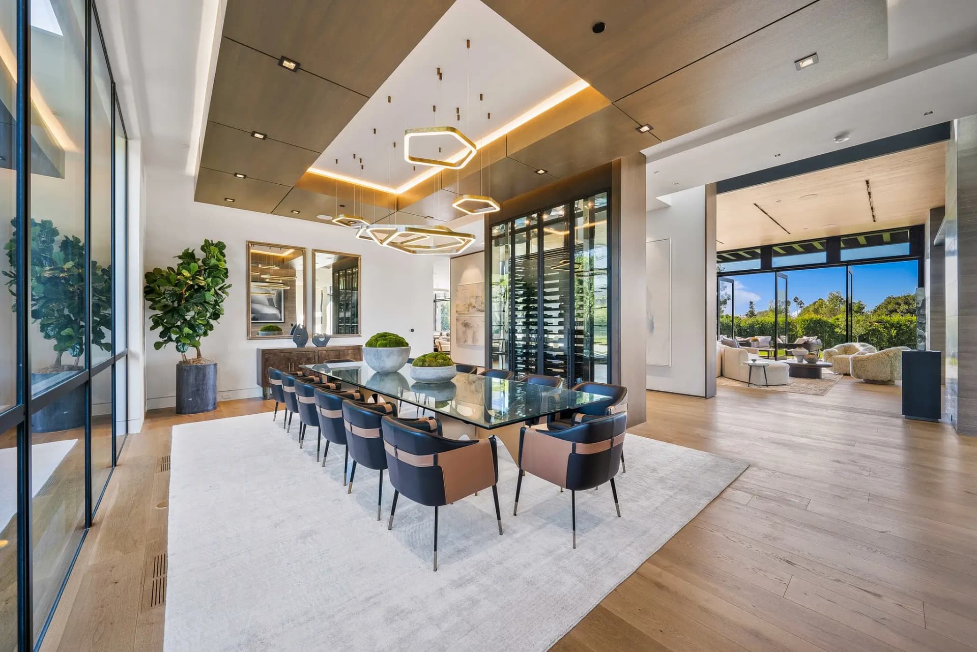 Forza Modern - Image 11