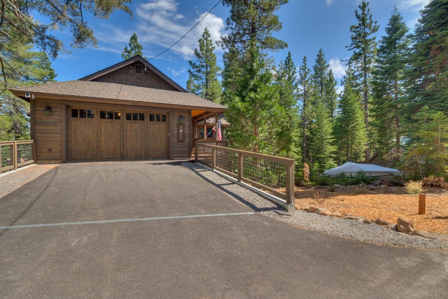 Bluebird Lodge - Image 24