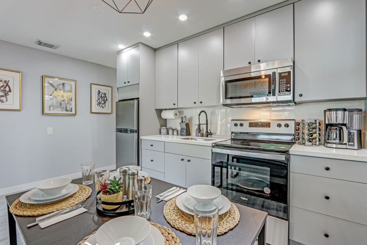 Hallandale Beach Home - Image 2