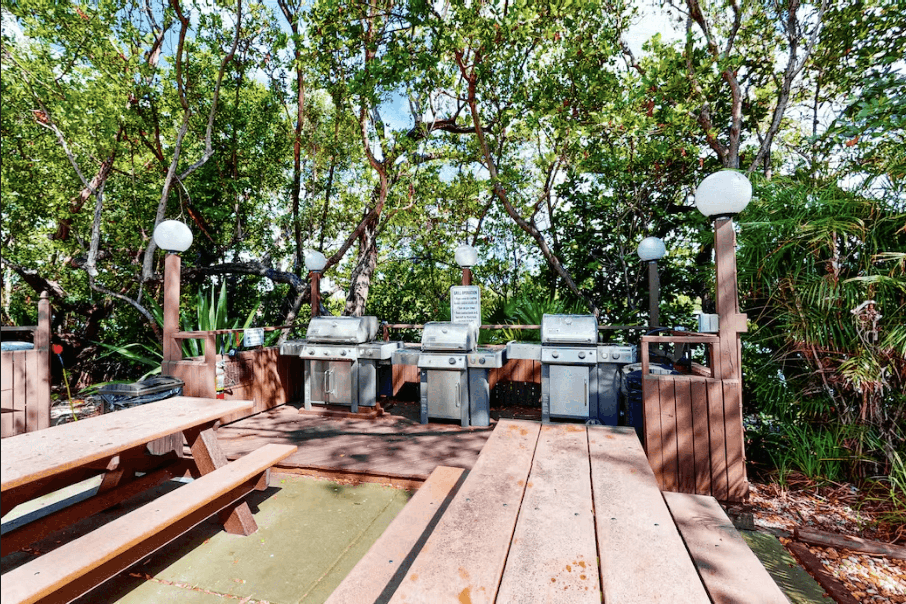 Tradewinds at Smathers Beach - Image 15