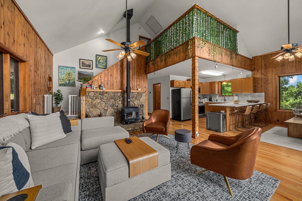 Falcon Ridge - Image 6