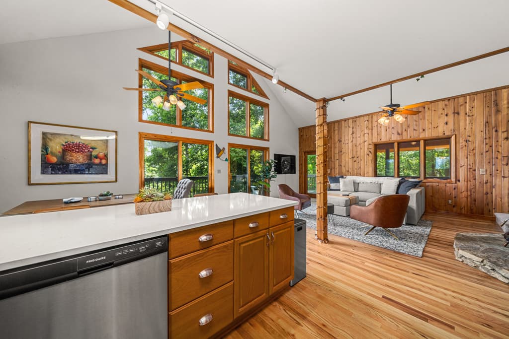 Falcon Ridge - Image 9