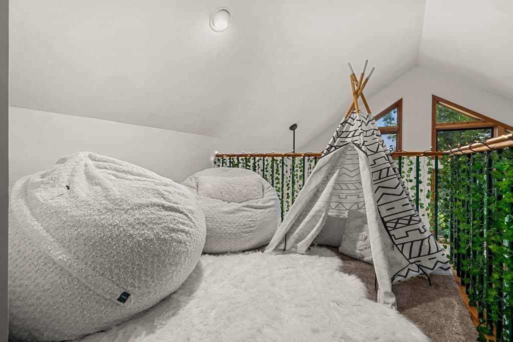 Falcon Ridge - Image 27