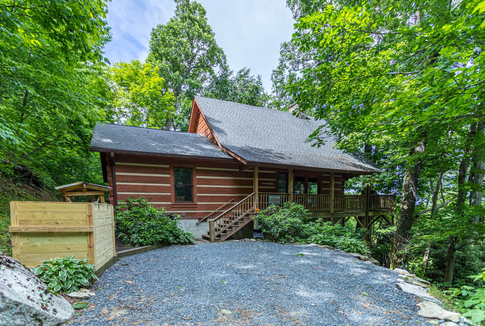 Farallon Cabin - Image 2