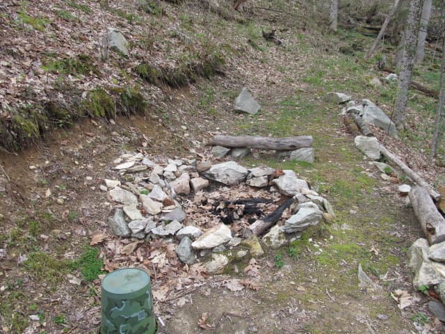 Farallon Cabin - Image 18