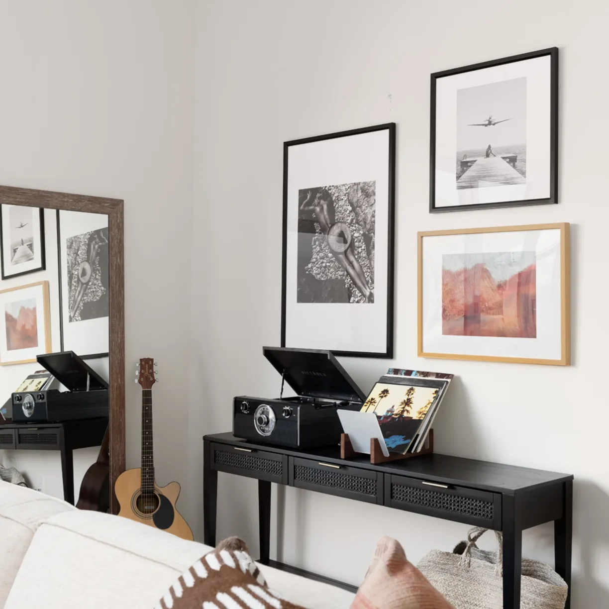 Syrah House - Image 12