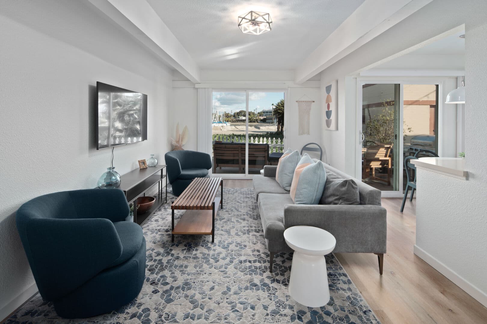 Surf and Bay  - Image 5