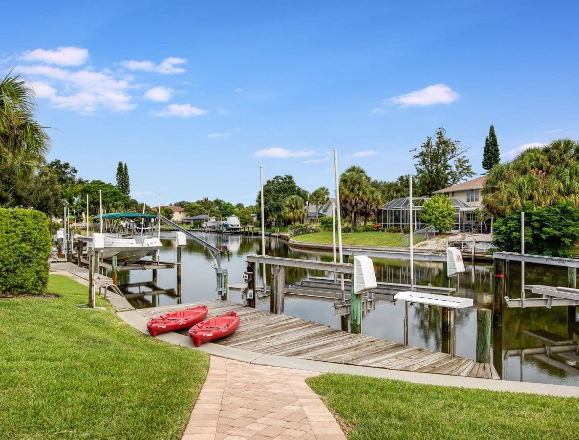 Sun Dial House - Image 55