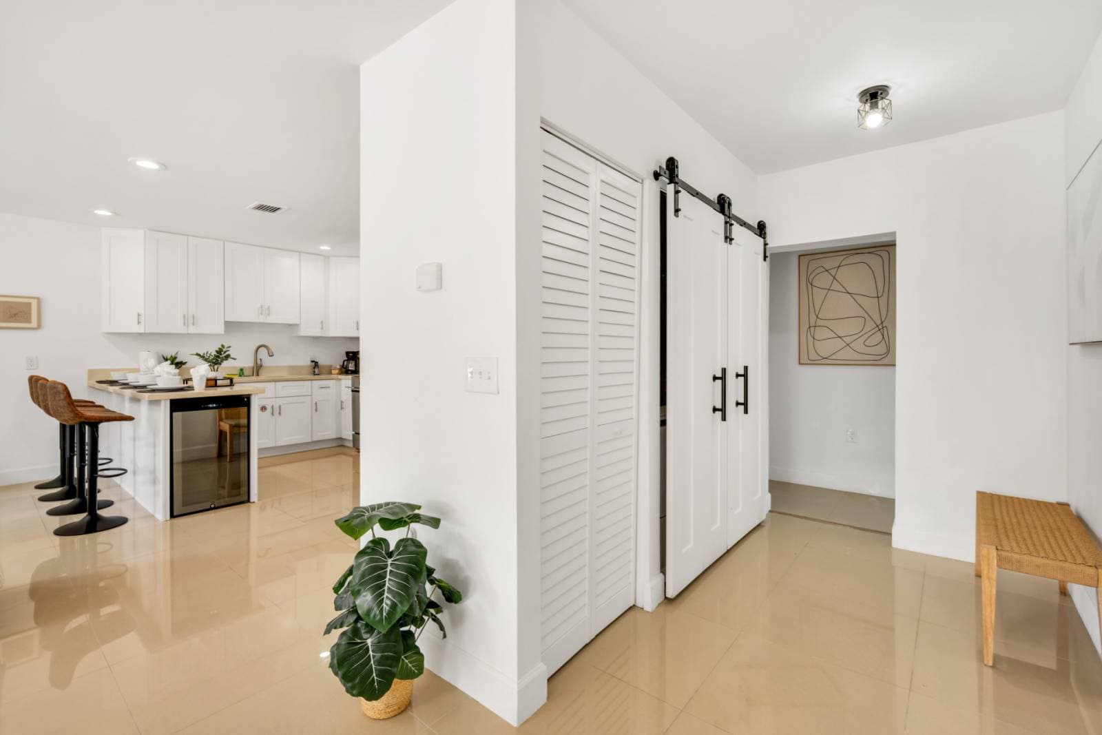 Urban Seaside - Image 24