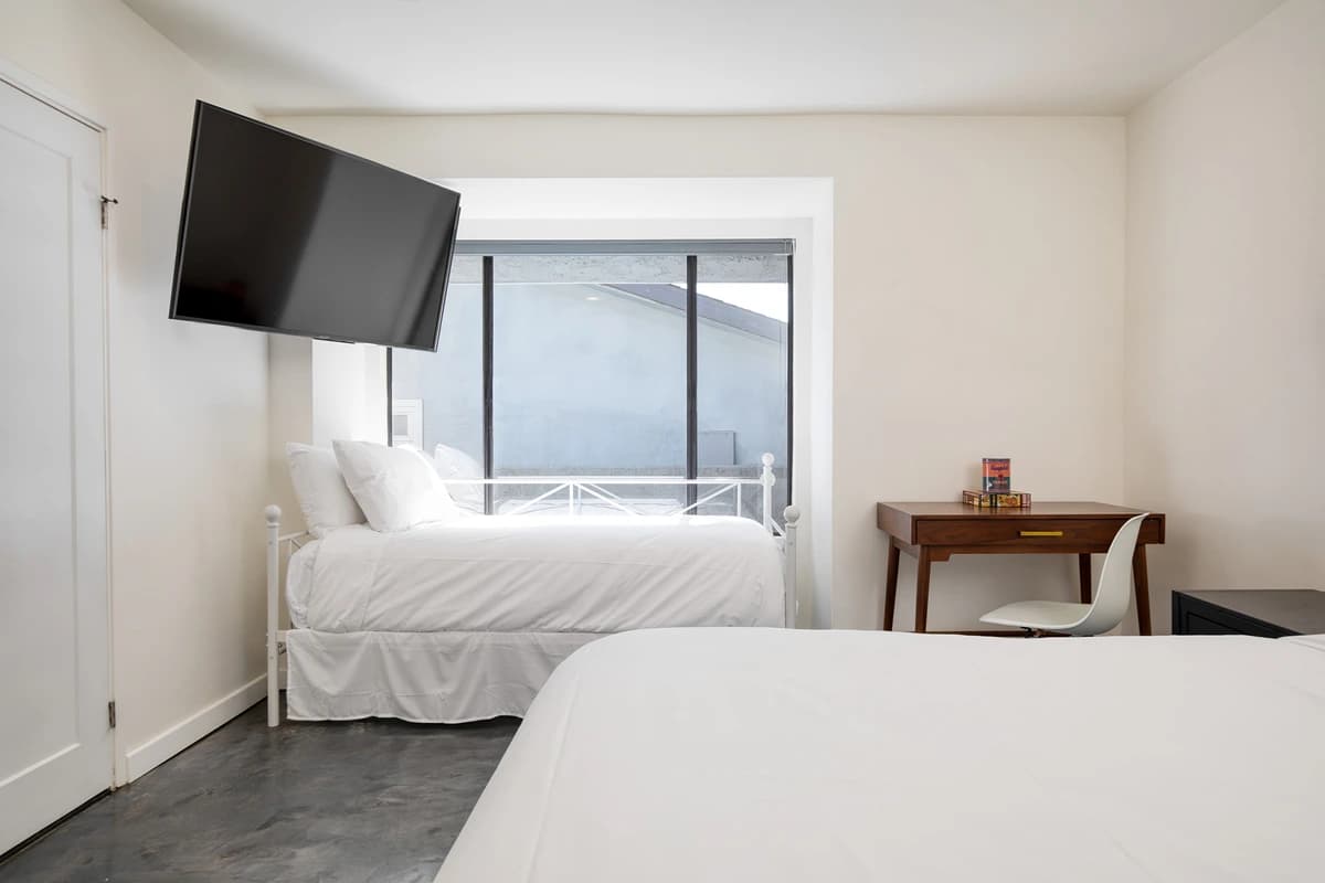 Quinta Blue - Image 17