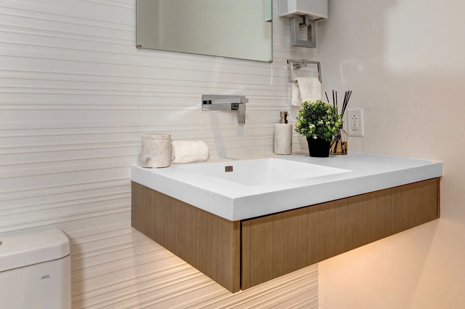 Main Parkite Home - Image 16