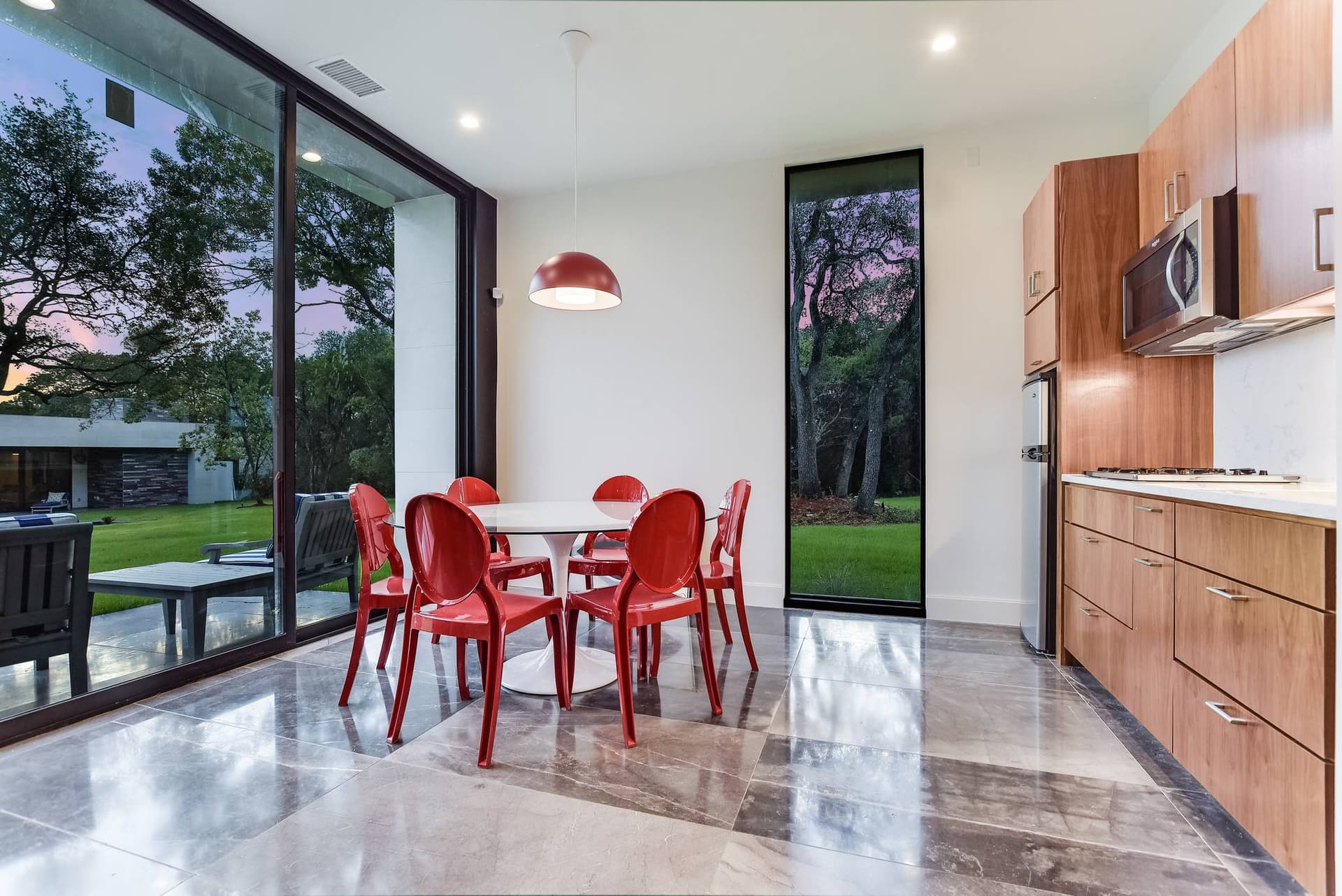 Austin Pinnacle - Image 41