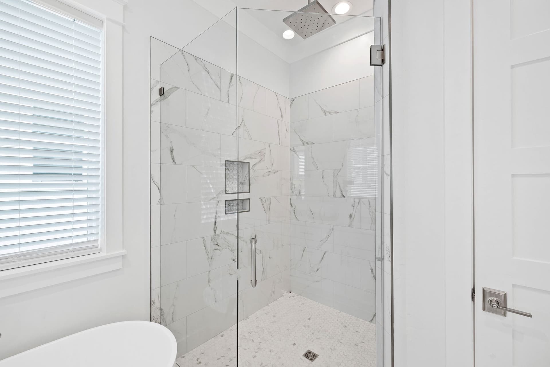 Sandtrapped #2 - Image 28