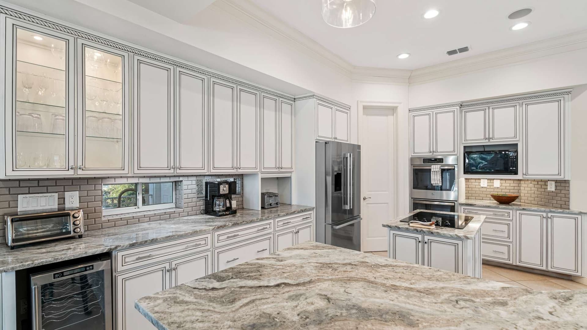 Hog Heaven - Image 14