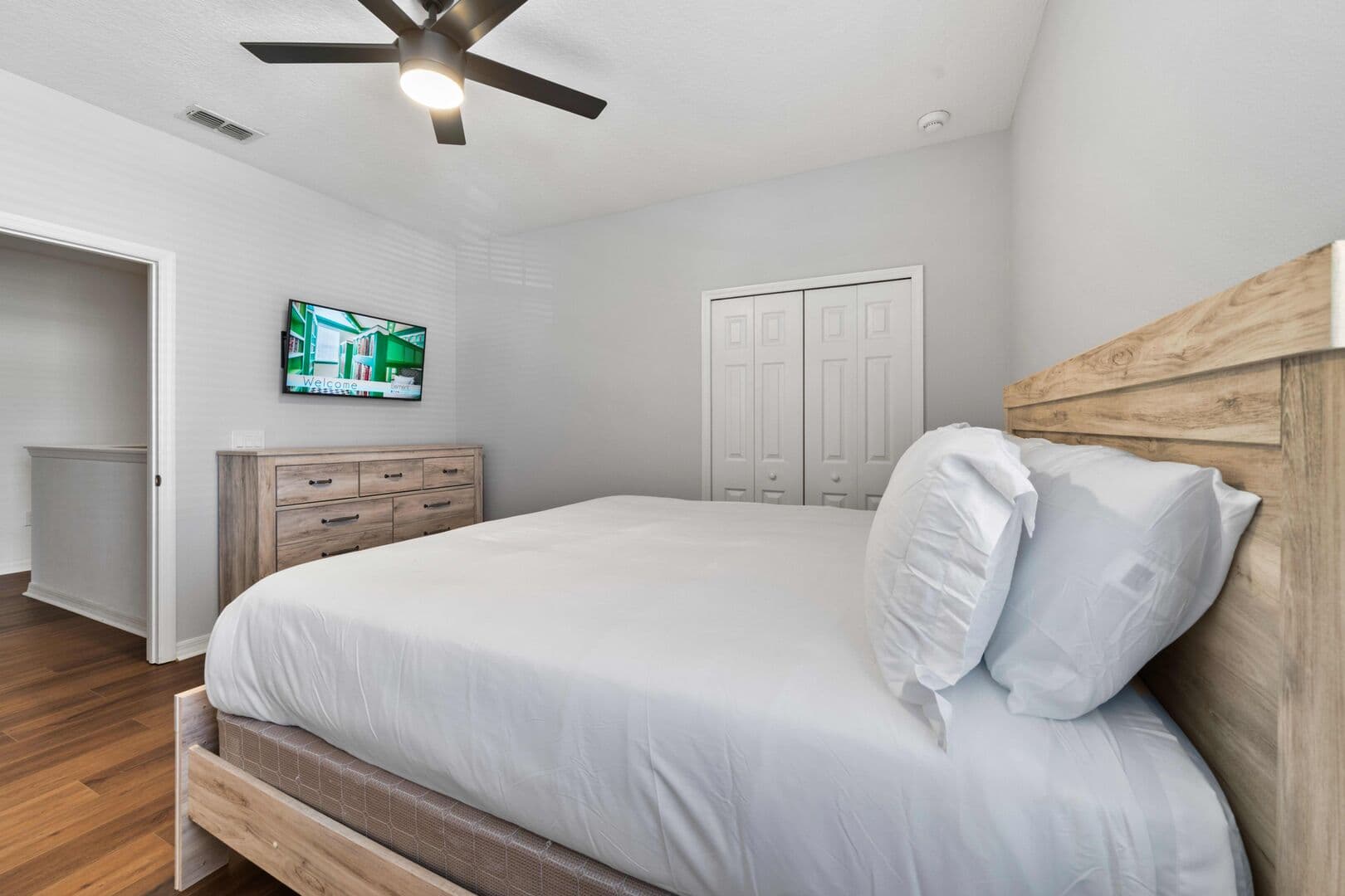 Grand View - Image 30