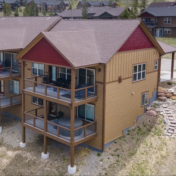 Sunset Summit Townhome - Image 5