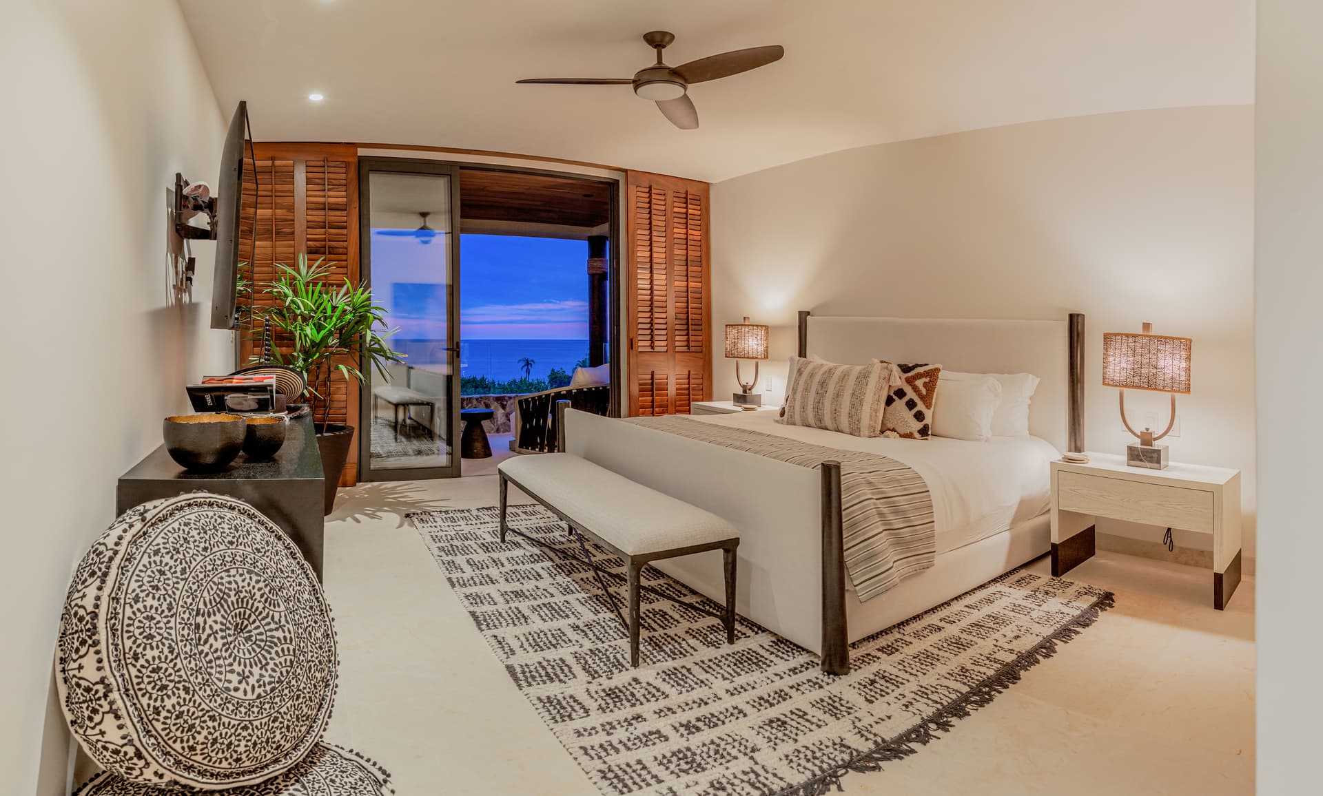 Tau Residences #421 - Image 13