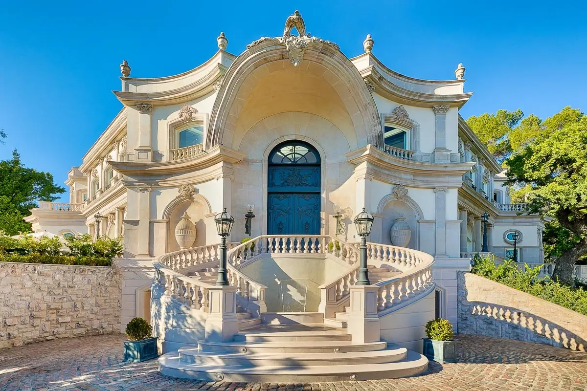 Chateau de Laurel - Image 40