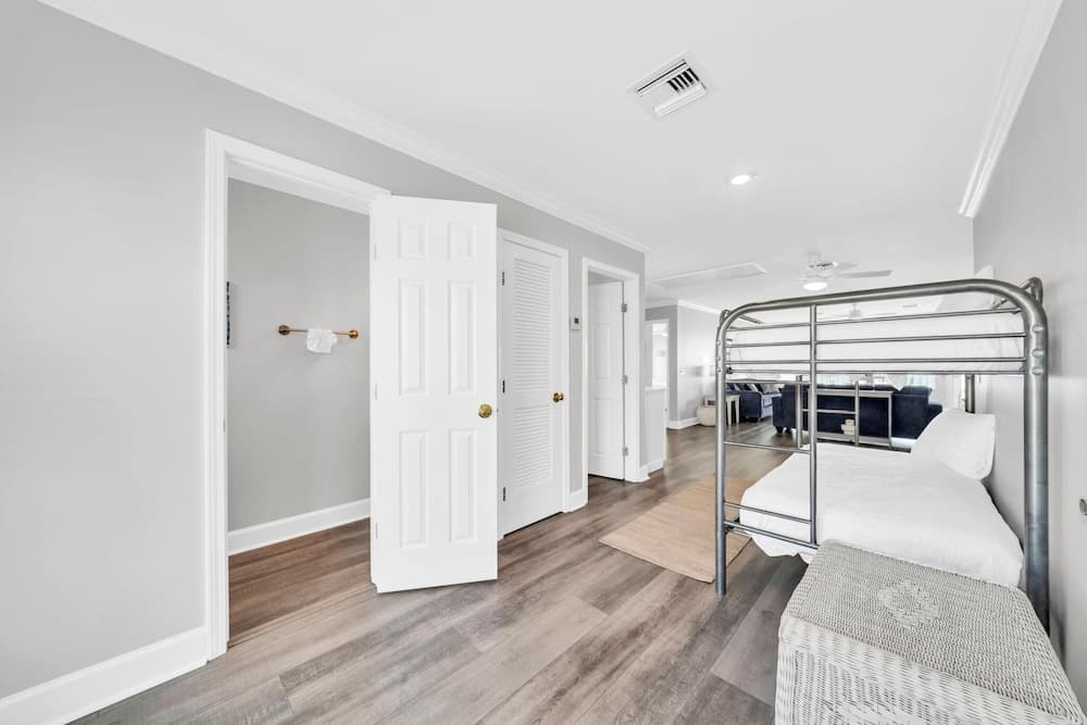 Fishers Vacation Home - Image 34