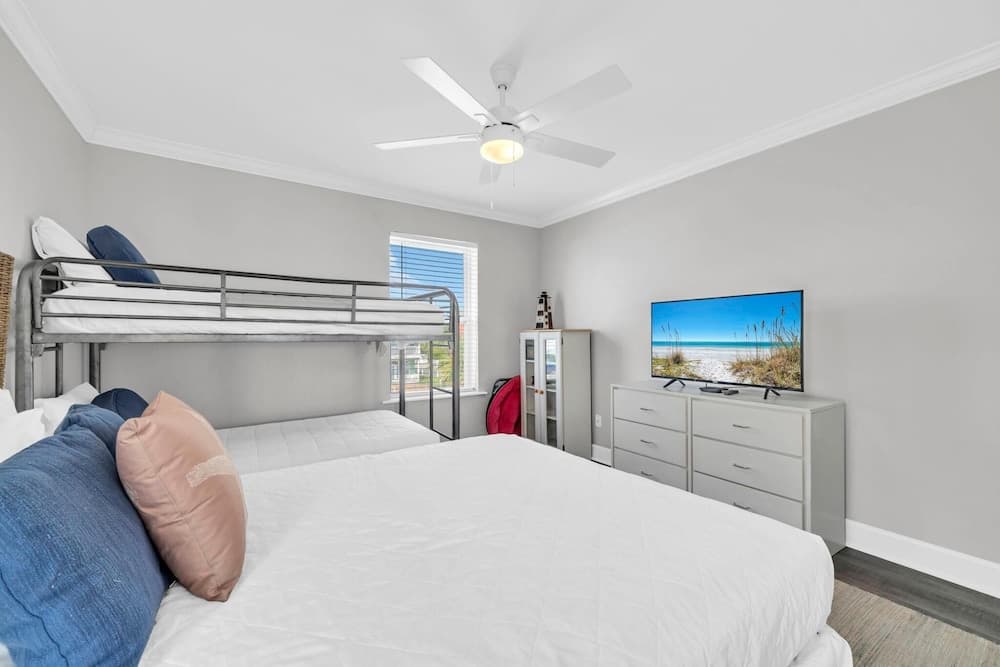 Fishers Vacation Home - Image 42