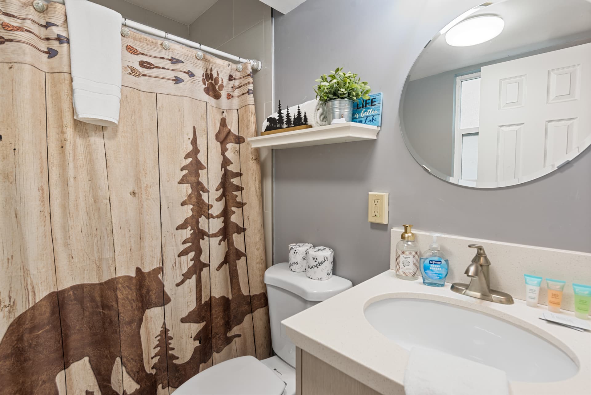 Five Pines - Image 14