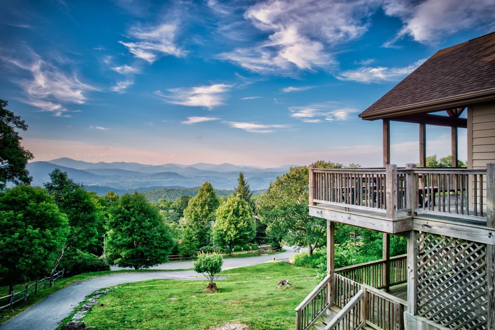 Aussies Den - Image 3