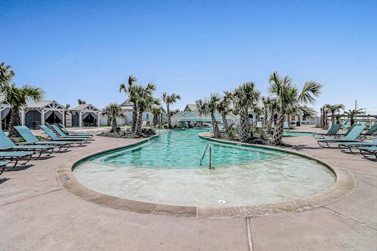 Commodore’s Hideout - Image 57