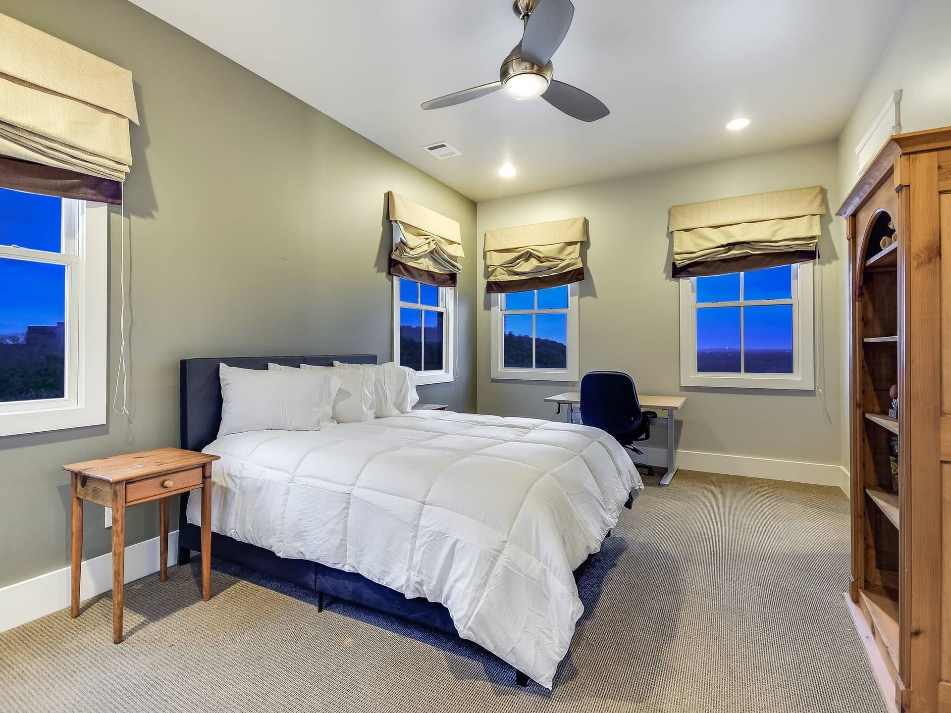 Canyon View - Image 25