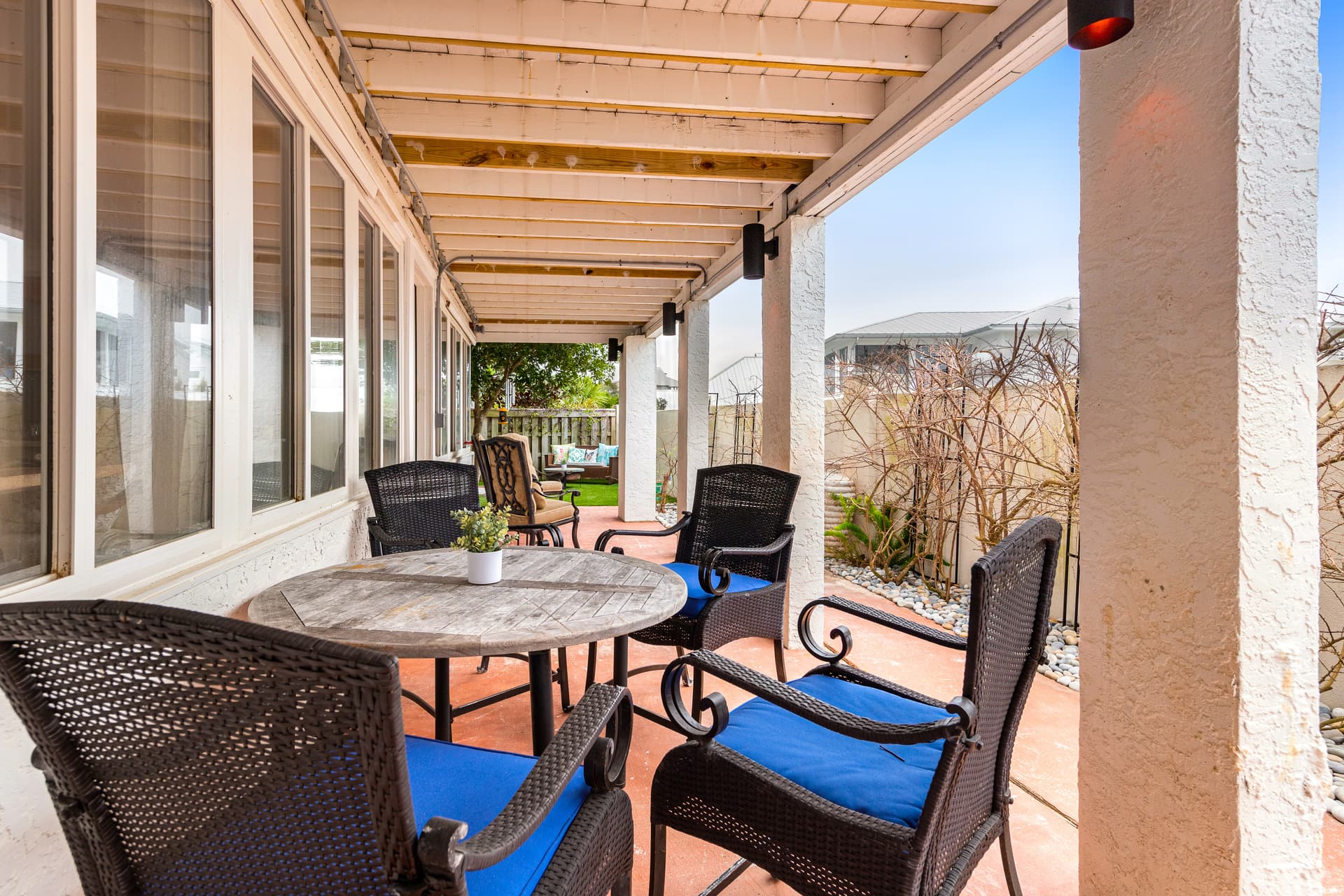 Seaview Hideaway House - Image 31