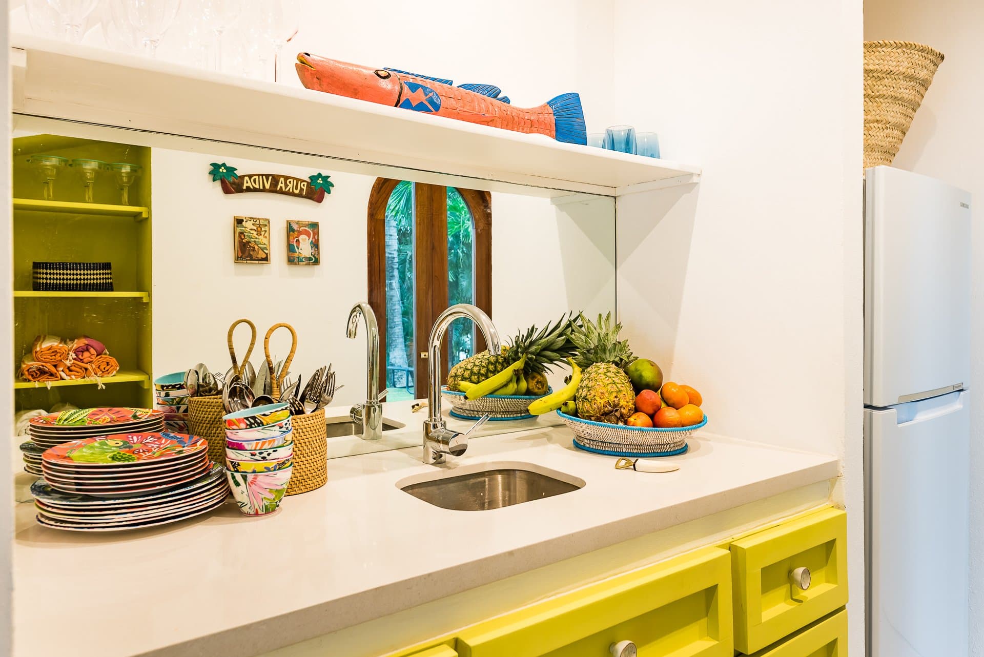 Flamingo Blu - Image 26