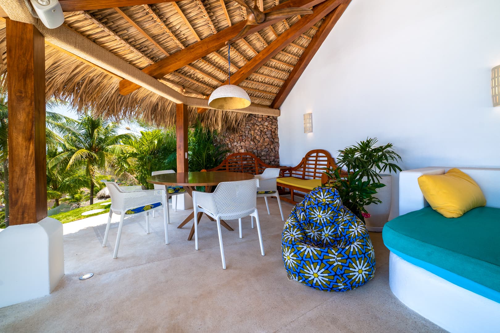 Flamingo Blu - Image 28