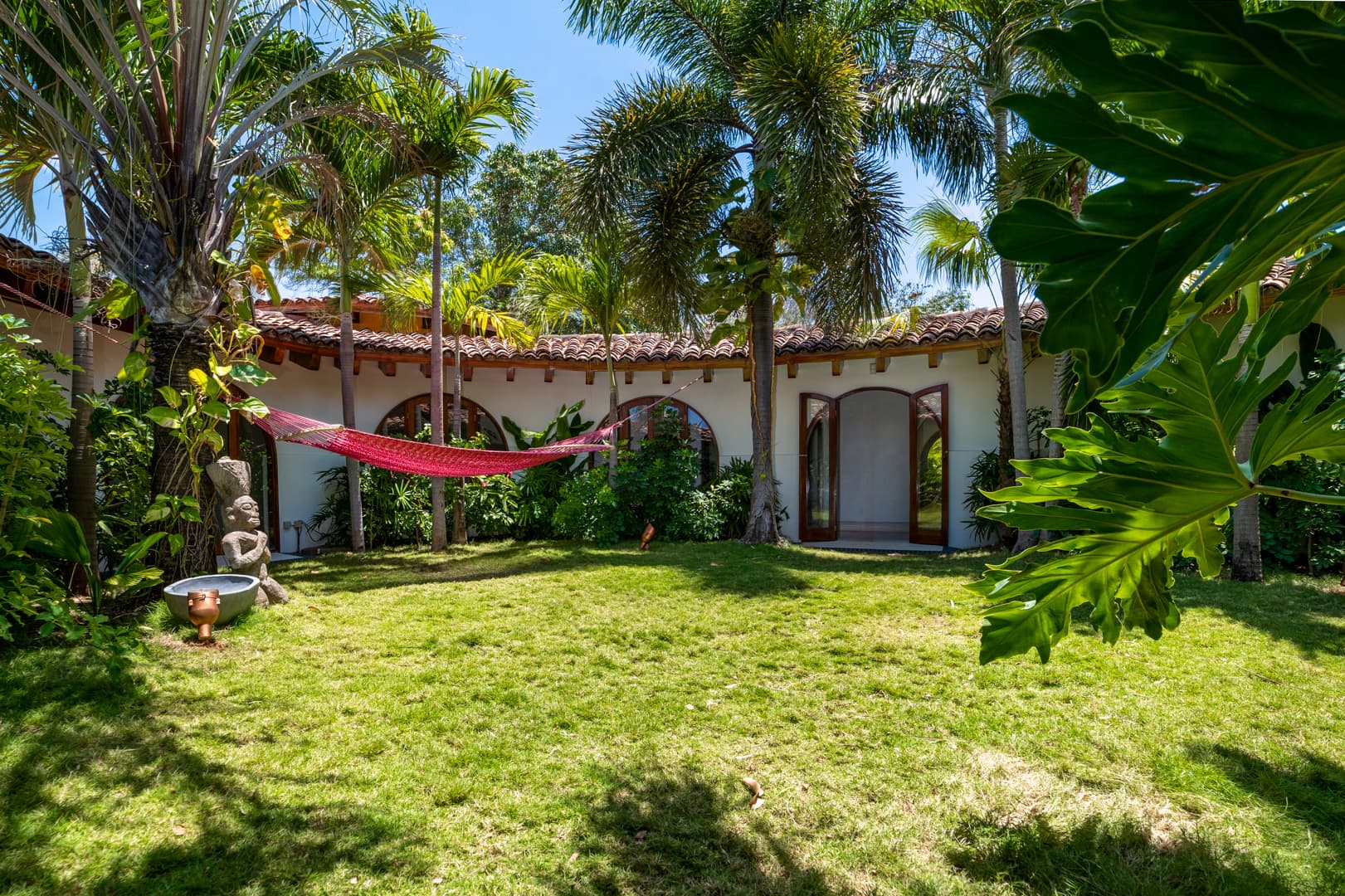 Flamingo Blu - Image 34