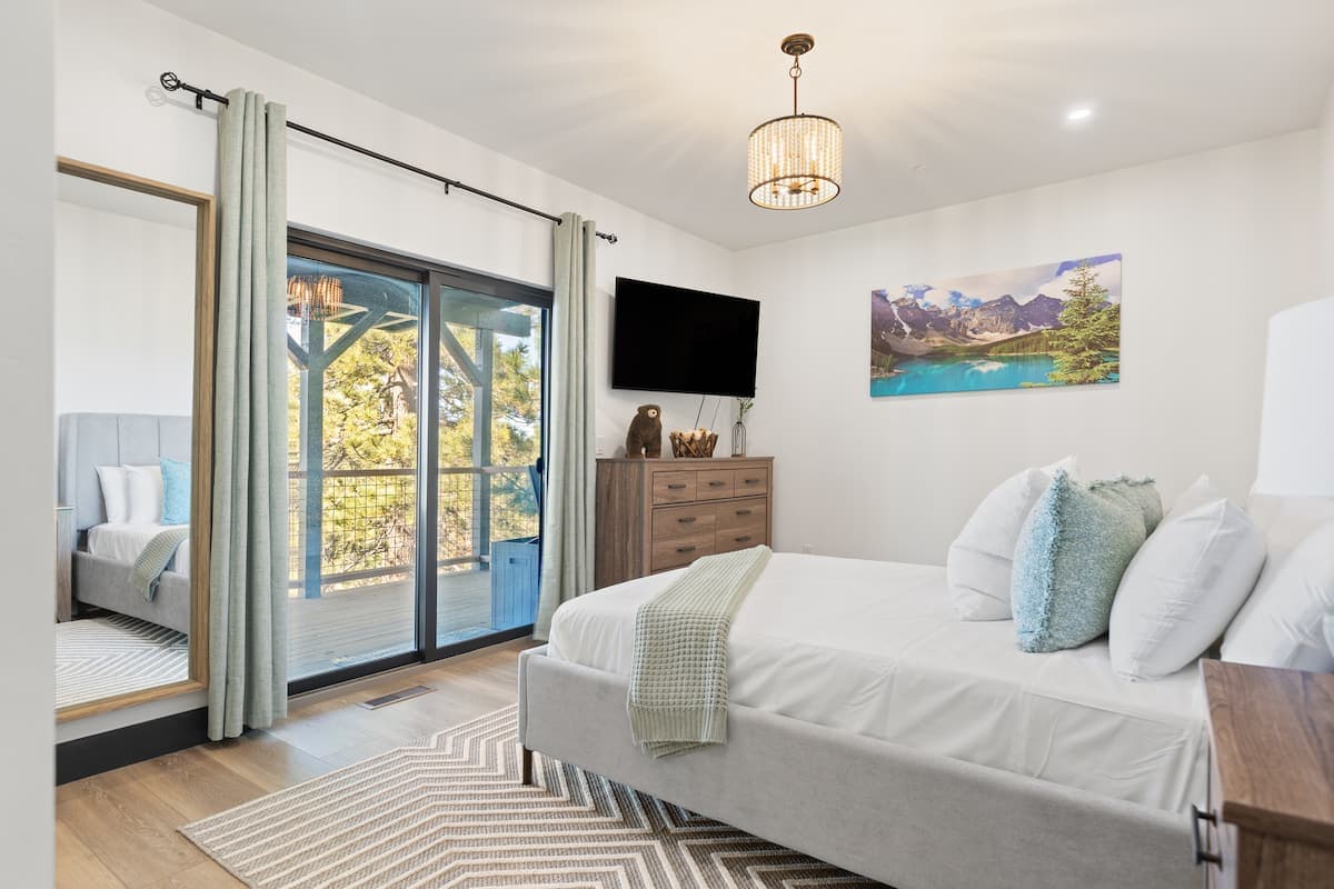 Bear's Retreat - Image 15