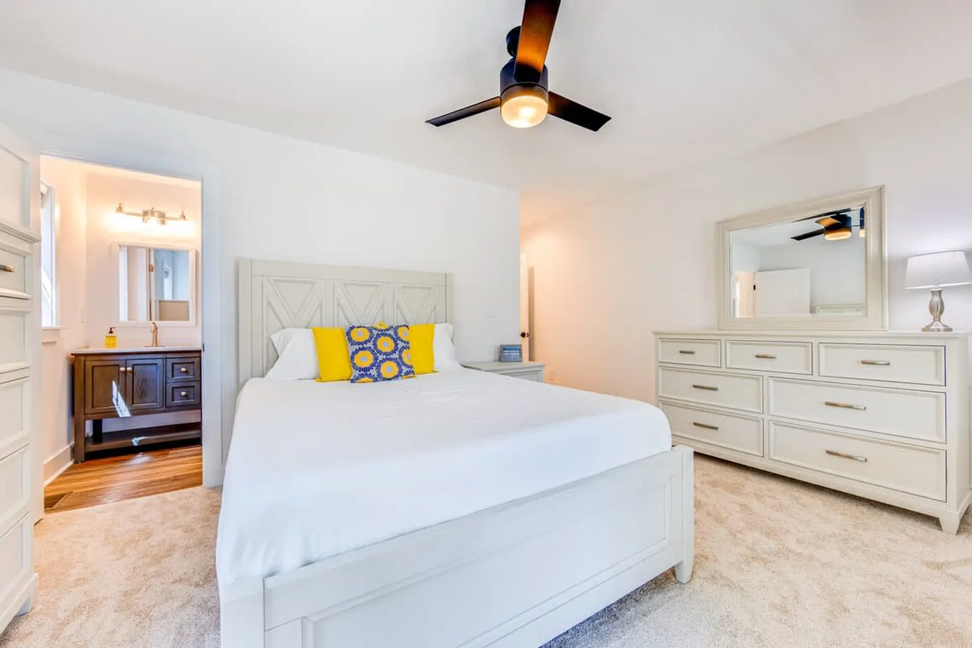 Gone Coastal - Image 17