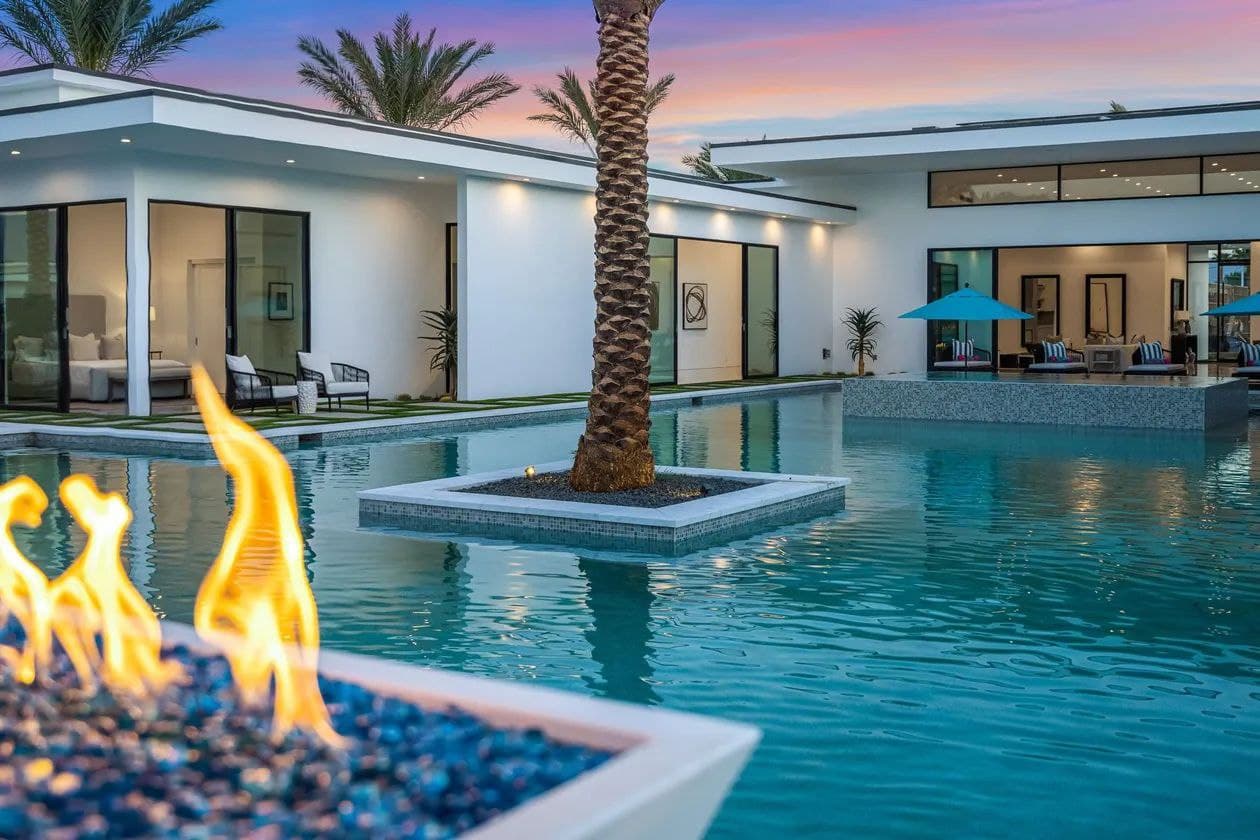 Bravo Villa #4 - Image 61