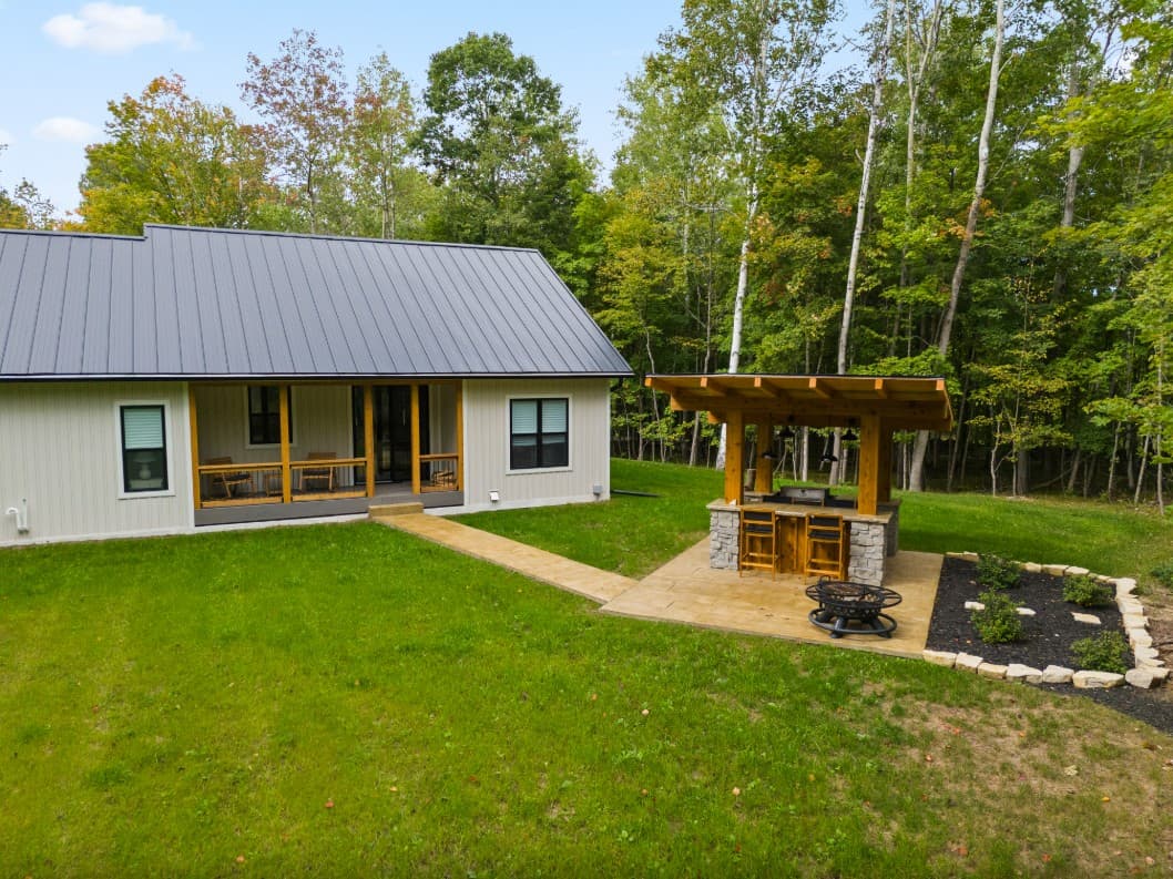 Bearly Hare Cottage - Image 2