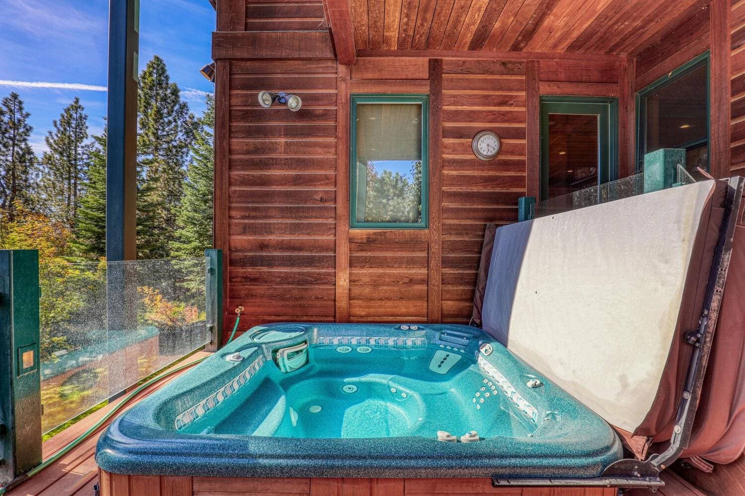 Clouds Rest Lodge - Image 2