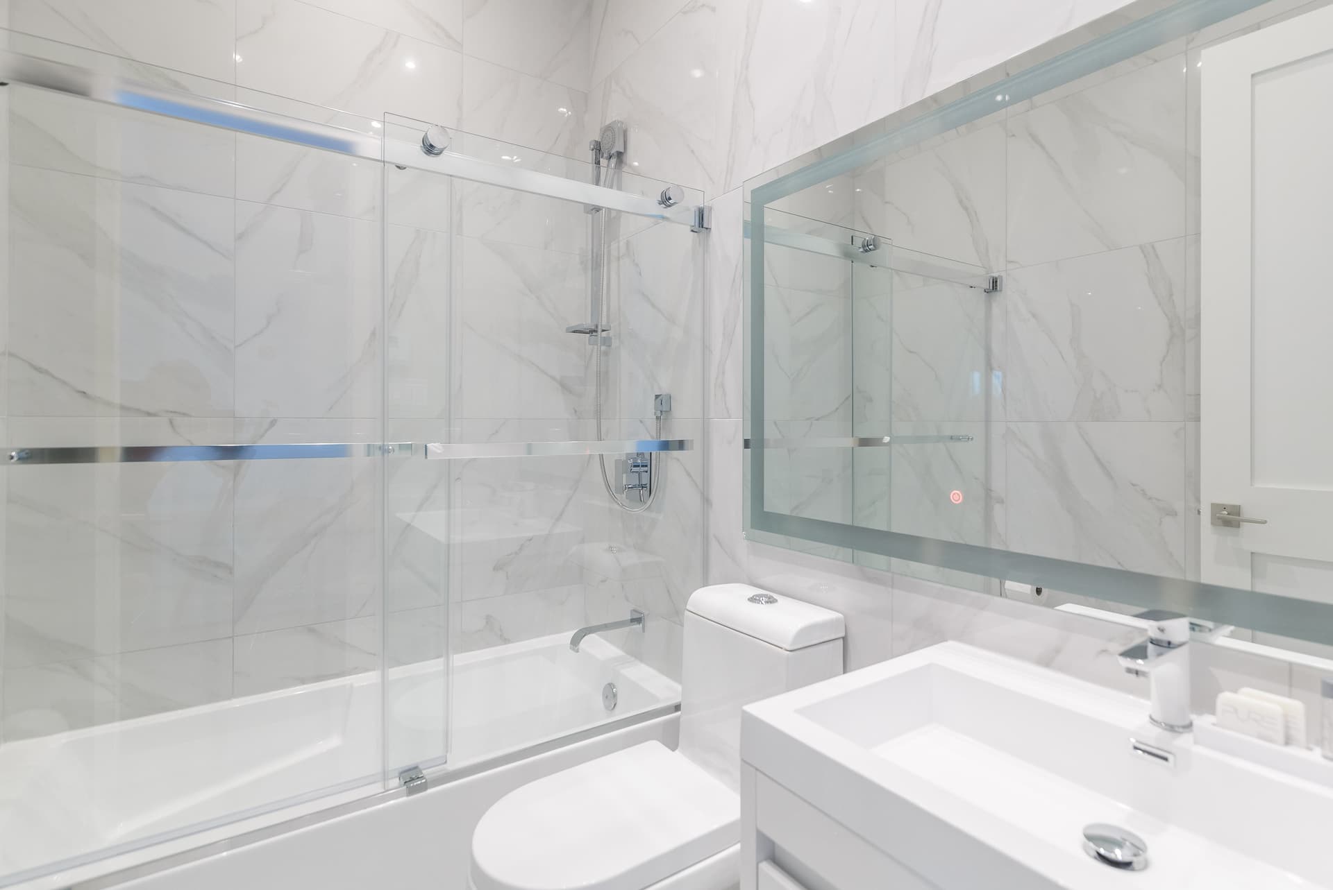 Lincoln Home - Image 6