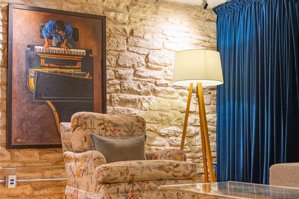 Loft On Congress Home - Image 26