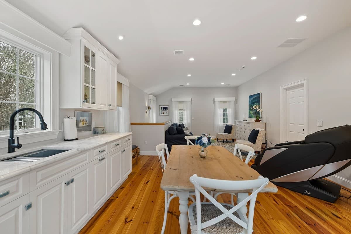 Brewster Barefoot Bliss - Image 35