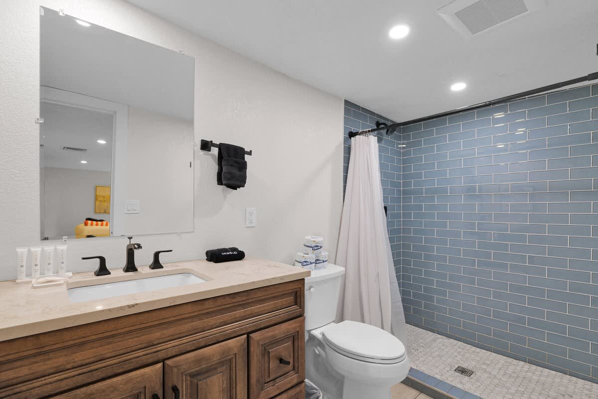 Sunkist Sanctuary - Image 56