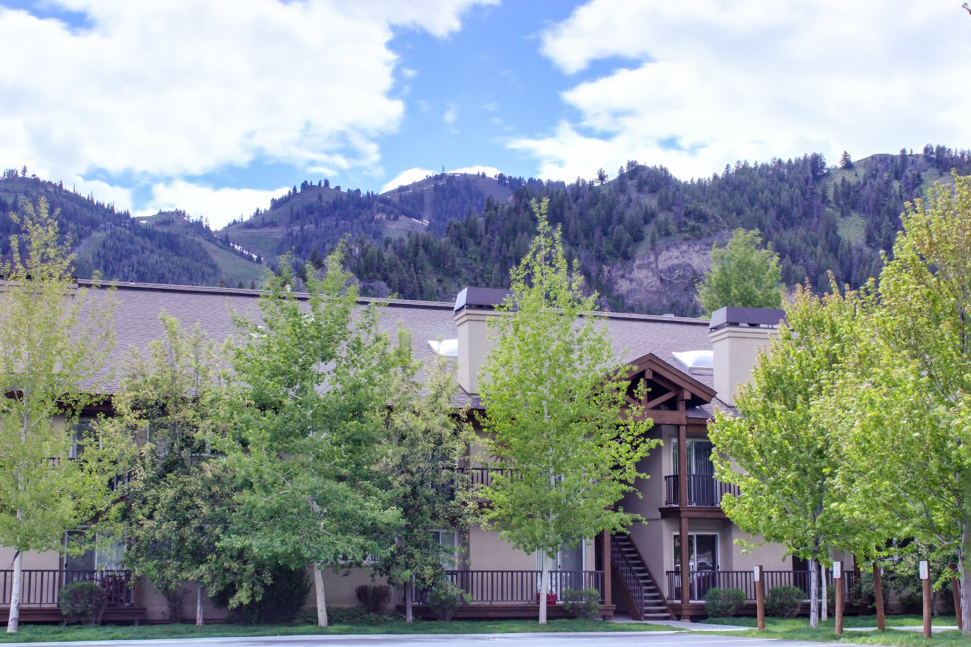 Walk to River Run Gondola - Image 2