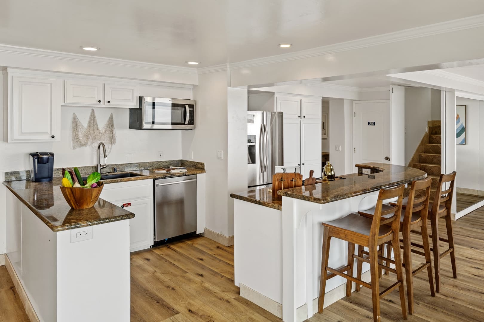 Mahogany Manor - Image 3