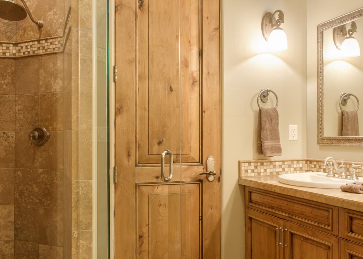 Doc's Holiday - Image 8